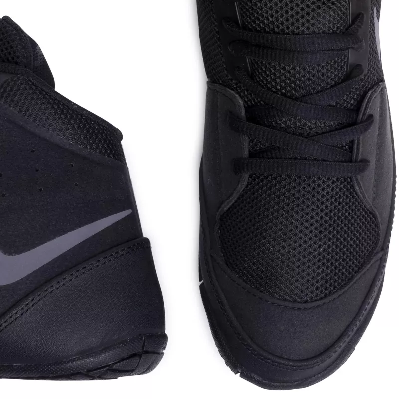 NIKE: FURY BROTTARSKOR - SVART