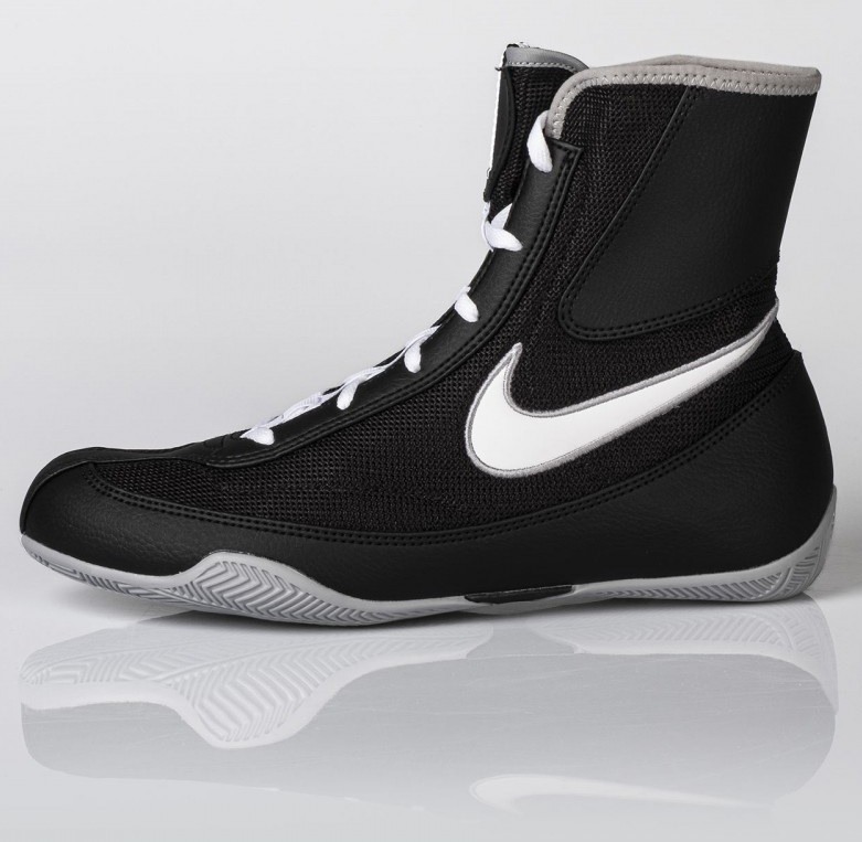 NIKE: MACHOMAI 2 BOXNINGSSKOR - SVART/VIT/GRÅ