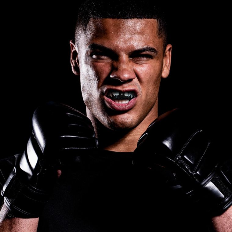 OPRO: JAWS TANDSKYDD SILVER + FITTING CAGE - SVART/SILVER