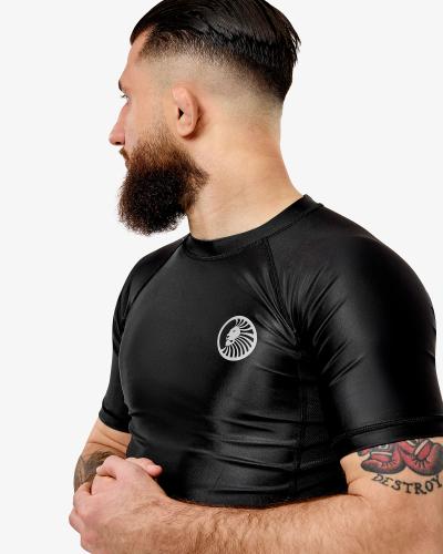 SUPERIOR WEAR: BASE RASHGUARD - BLACK