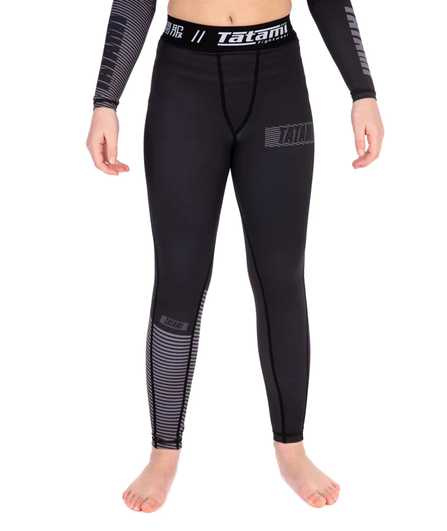 TATAMI: KIDS ESSENTIAL 3.0 RASHGUARDBYXOR - SVART/GRÅ