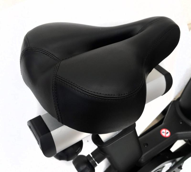 TITAN LIFE: AIRBIKE WARM UP