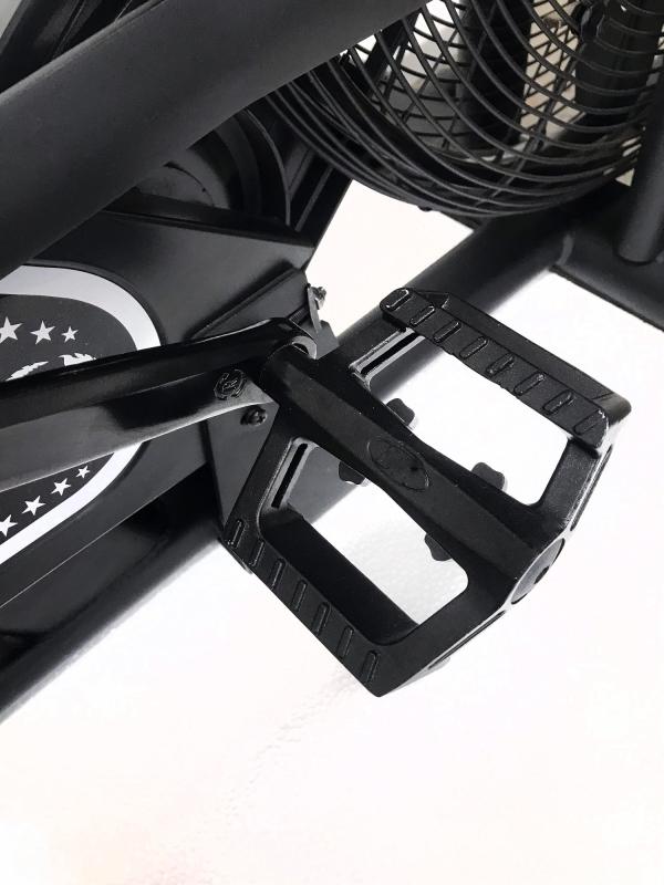 TITAN LIFE: AIRBIKE WARM UP