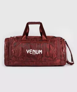VENUM: TRAINER LITE SPORTVÄSKA - CAMO/VINRÖD