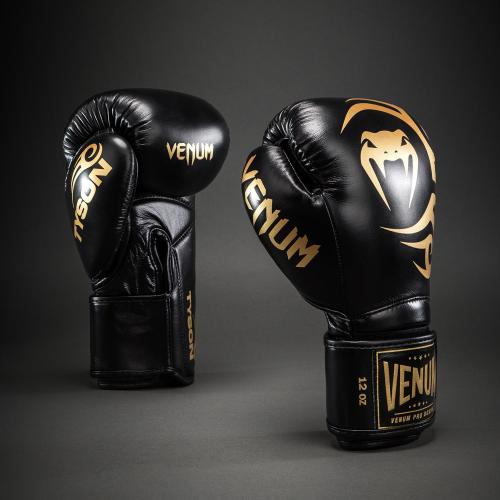VENUM: GIANT 2.0 MIKE TYSON PRO BOXNINGSHANDSKAR - SVART / GULD