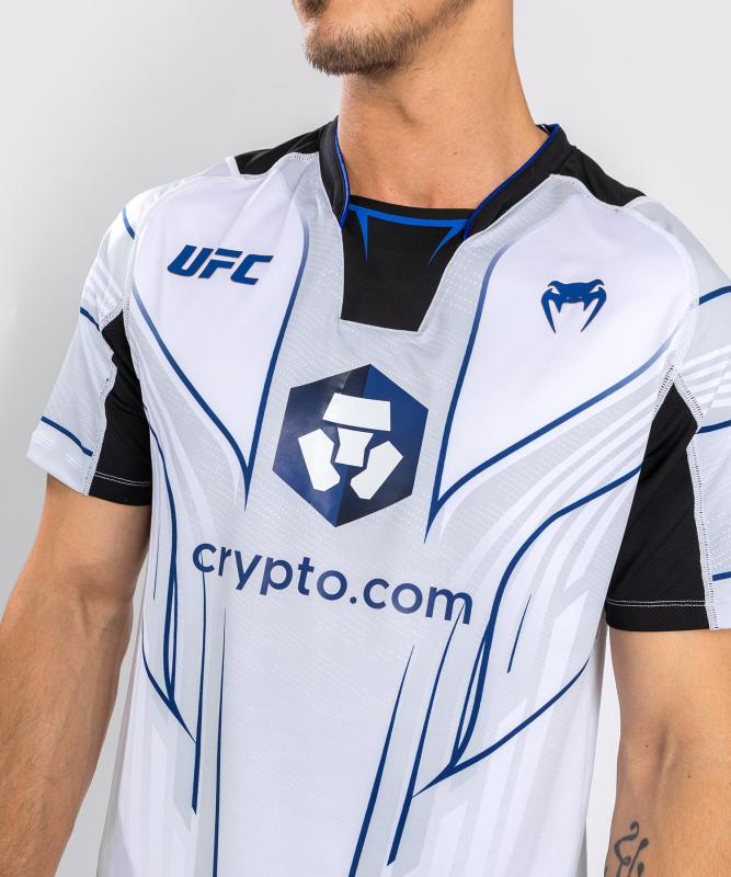 VENUM: UFC AUTHENTIC FIGHT NIGHT 2.0 MEN'S WALKOUT JERSEY - VIT/BLÅ