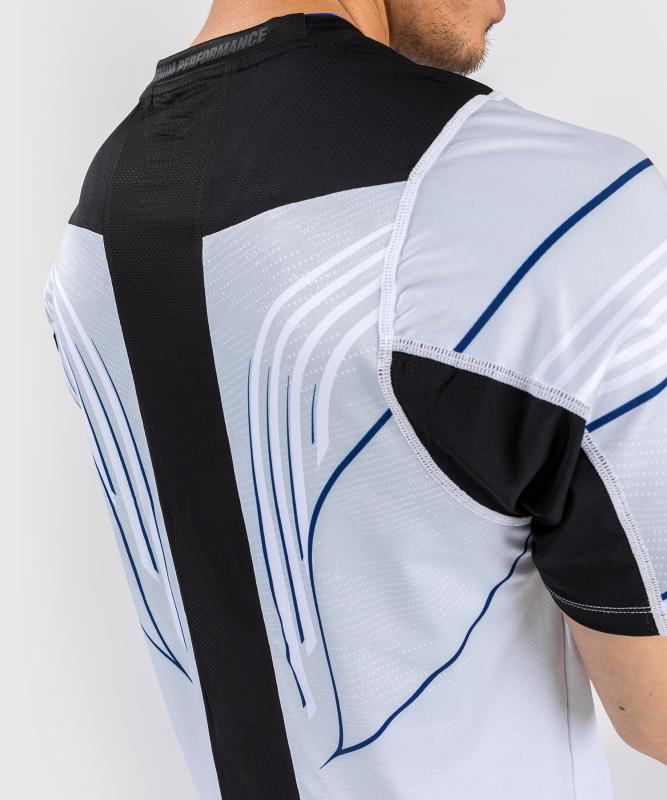 VENUM: UFC AUTHENTIC FIGHT NIGHT 2.0 MEN'S WALKOUT JERSEY - VIT/BLÅ