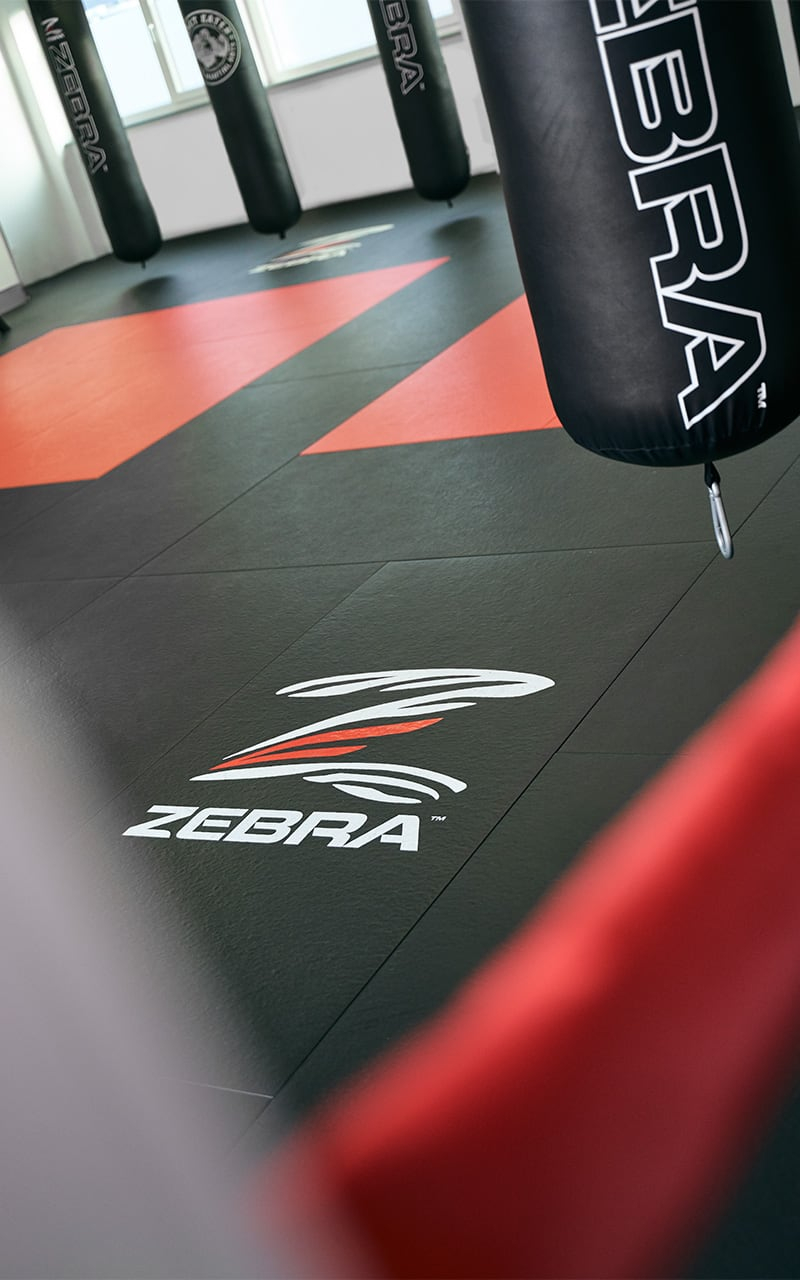 ZEBRA: MMA MATTA RG200 SMOOTH VINYL ANTISLIP 2M X 1M - BLACK