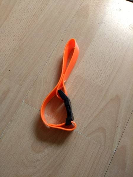 Bälteshållare för spårlina