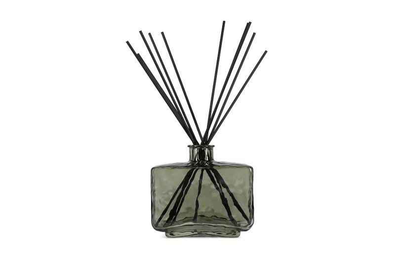 Reed diffuser 1600ml Oudh Bergamot Noru