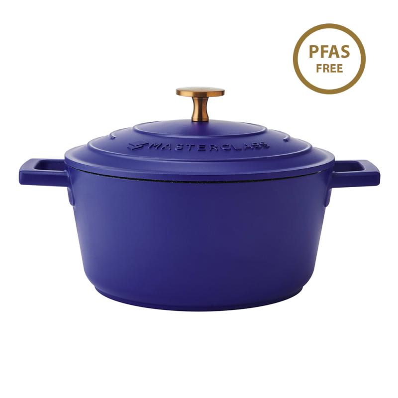 MasterClass Small Cast Aluminium Casserole Dish, 2.5L