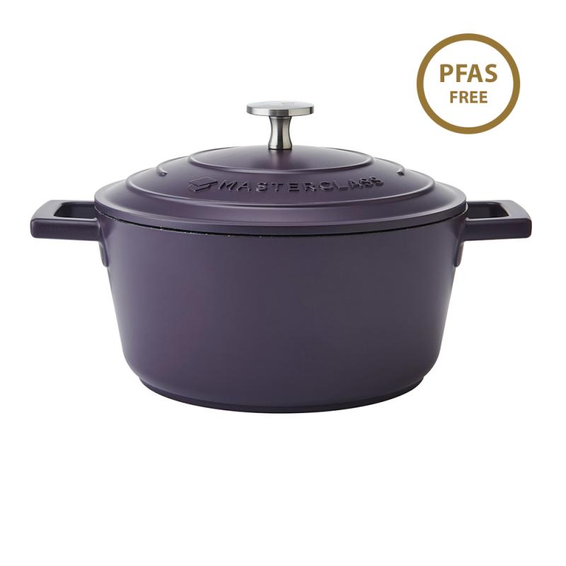 MasterClass Small Cast Aluminium Casserole Dish, 2.5L