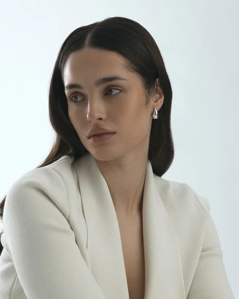 PLAIN DARING small silver dupe earring