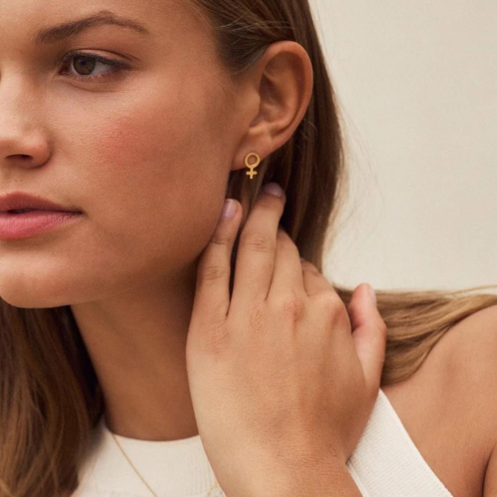 Venus Studs Gold