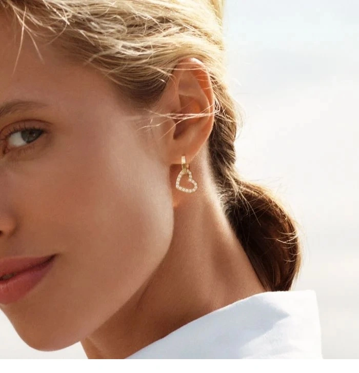 Eternal Hesrt Earrings Gold