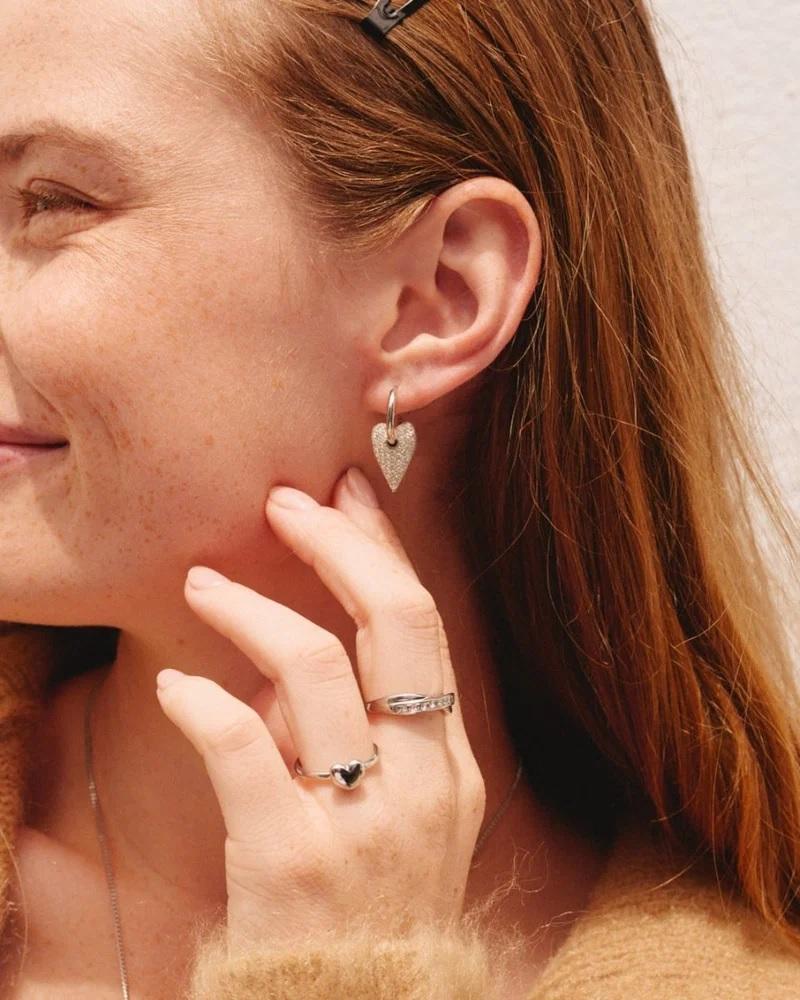 Amore Sparkle Hoops L Silver