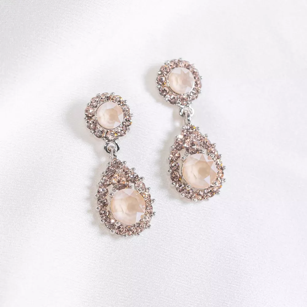 Sofia earrings oyster