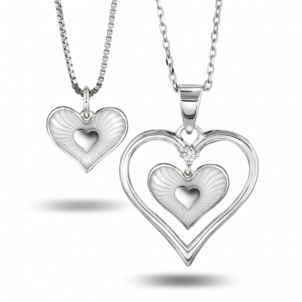 Mor och barn Hjärta vit emalj inkl kedja