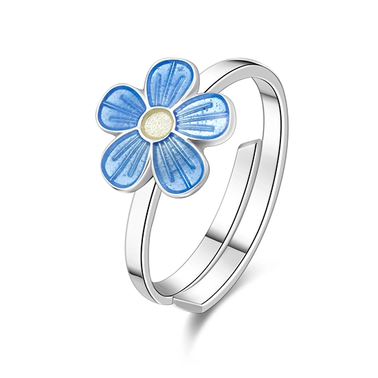 Ring ljusblå blomma