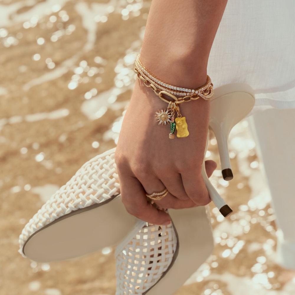 CHARM-HÄNGSMYCKE SOL MED STENAR CONNECT GULDPLÄTERAD