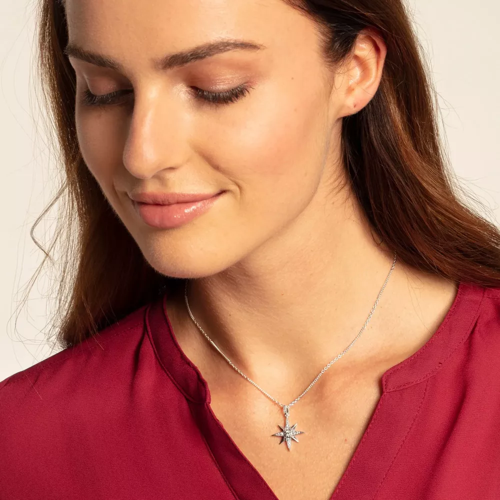 Halsband med stjärna silver