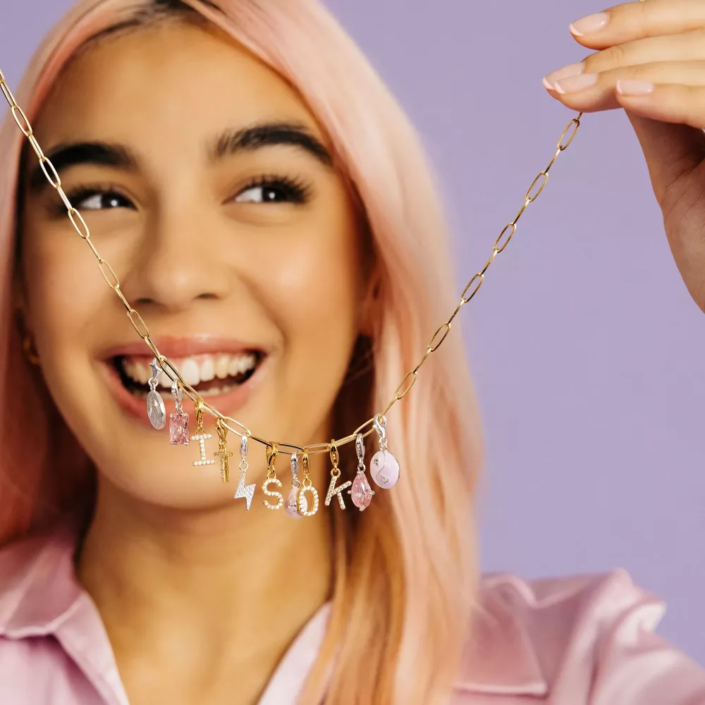 Thomas Sabo guldpläterad charm bokstav med stenar T