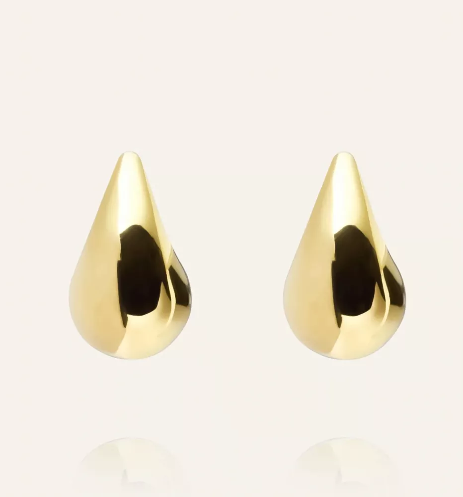 PLAIN daring large gold dupe earring