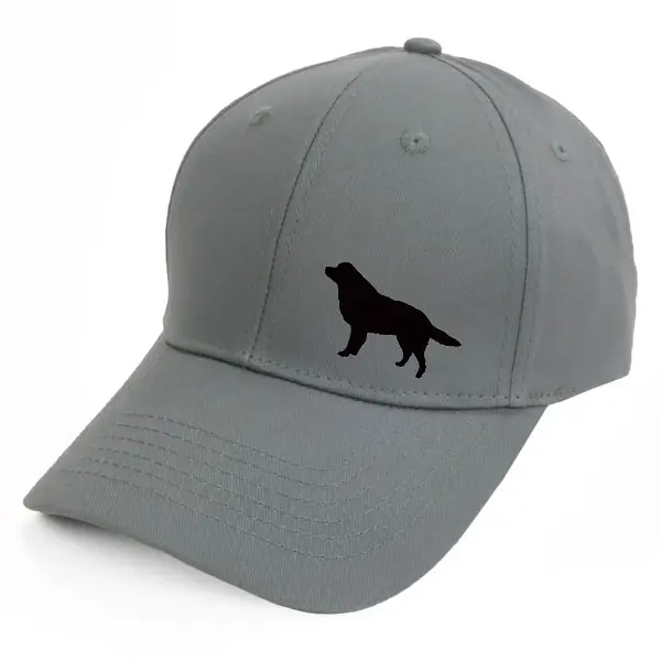 Keps med en Berner Sennen