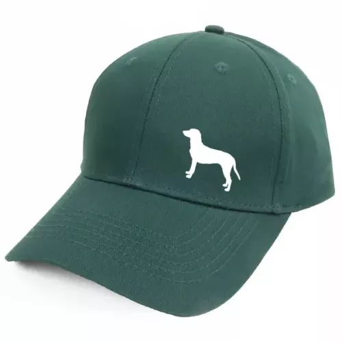 Keps med en Bayersk Viltspårhund