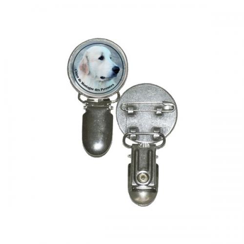 Nummerlappshållare med Pyrenéerhund