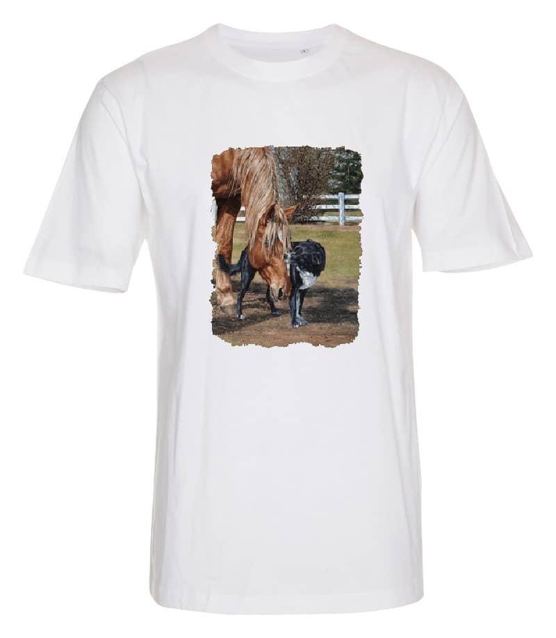 T-shirt med häst och hund