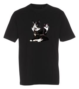 T-shirt med ett motiv av en svartvit katt.