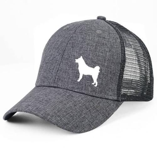 Gråmelerad Keps med Karelsk Björnhund