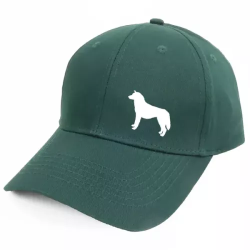 Keps med en Siberian Husky