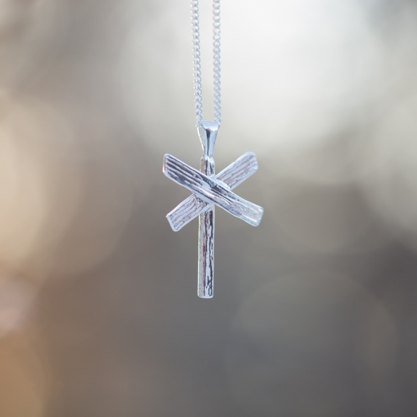 Ledkryss halssmycke