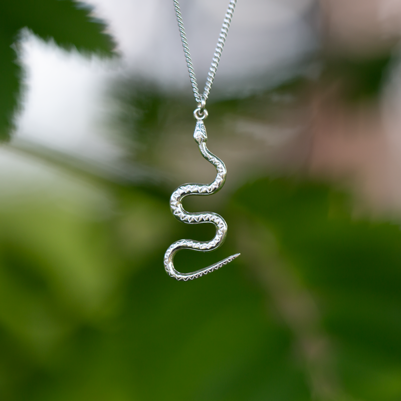 Ormen halssmycke
