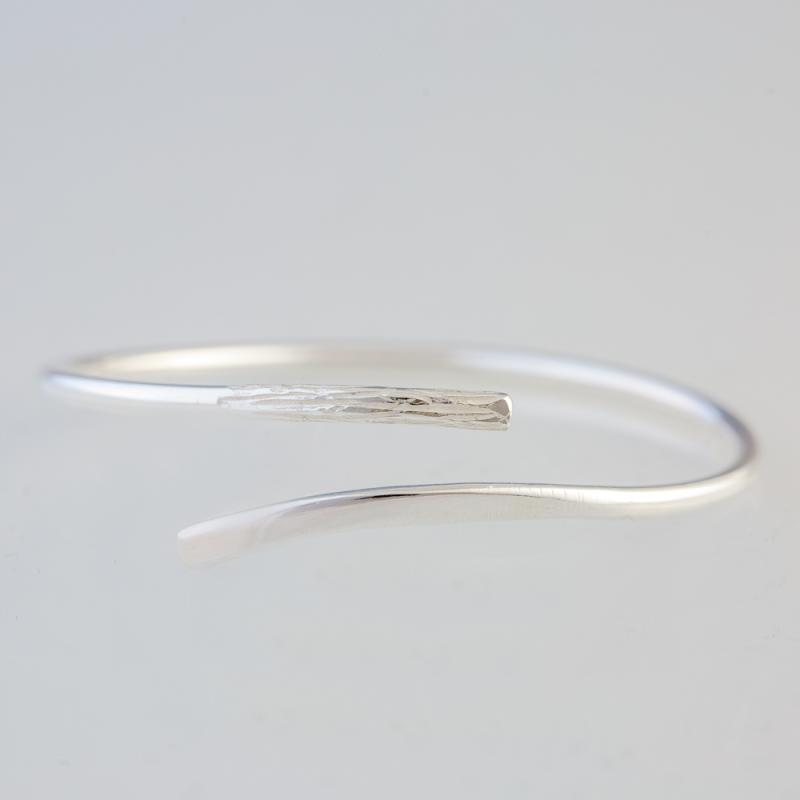 Storforsen armring i silver