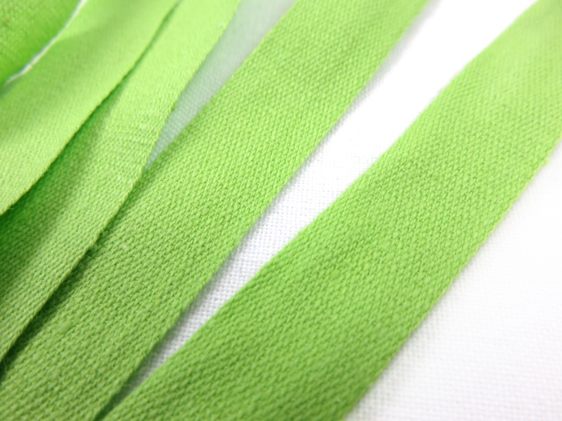 B222 Bomullsband 13 mm limegrön