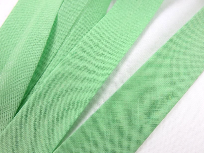 B299 Snedslå bomull 20 mm pastellgrön