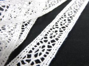 B362 Cotton Lace Trim 18 mm white