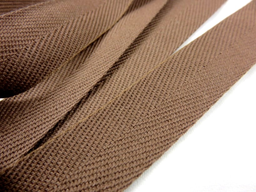 B600 Bomullsband 20 mm brun