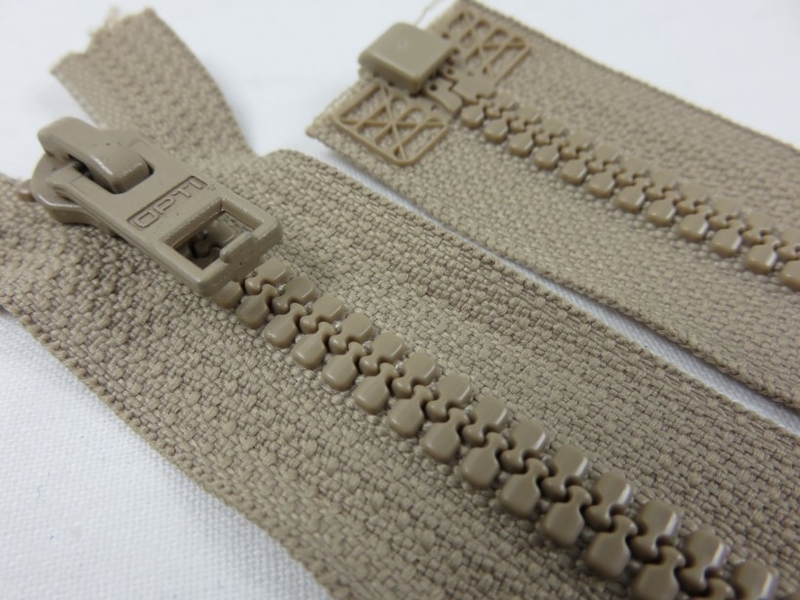 D057 Plastic Zipper 64 cm Opti One-way Separating brown
