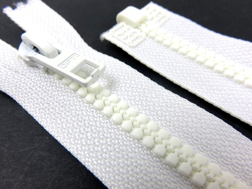 D057 Plastic Zipper 58 cm Opti One-way Separating white