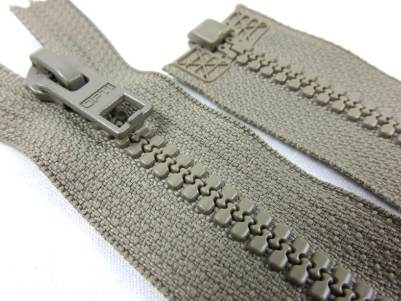 D057 Plastic Zipper 58 cm Opti One-way Separating brown