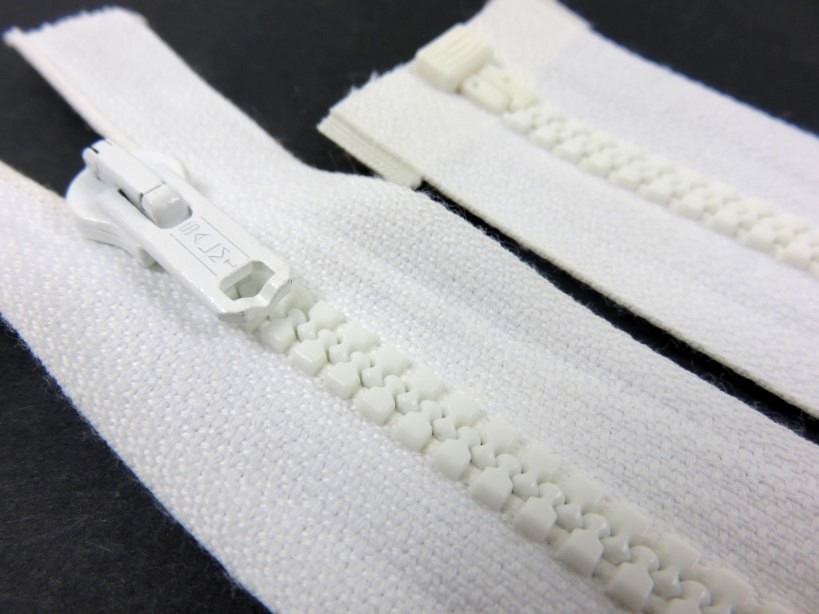 D066 Plastic Zipper 114 cm Salmi One-way Separating white