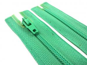 D072 Opti Coil Zipper 18 cm Closed End green