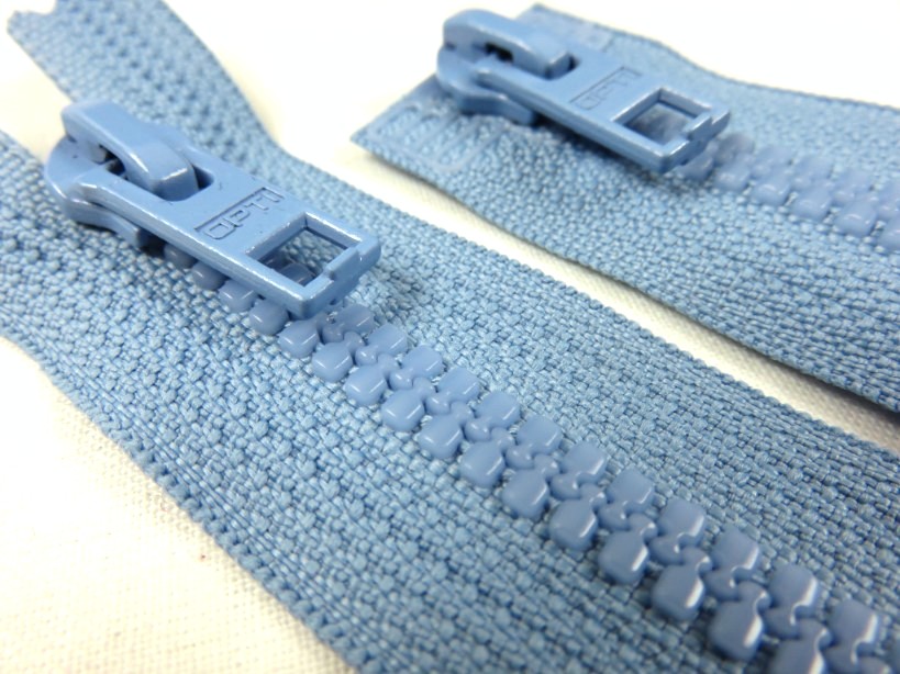 D093 Plastic Zipper 60 cm Two-way separating blue
