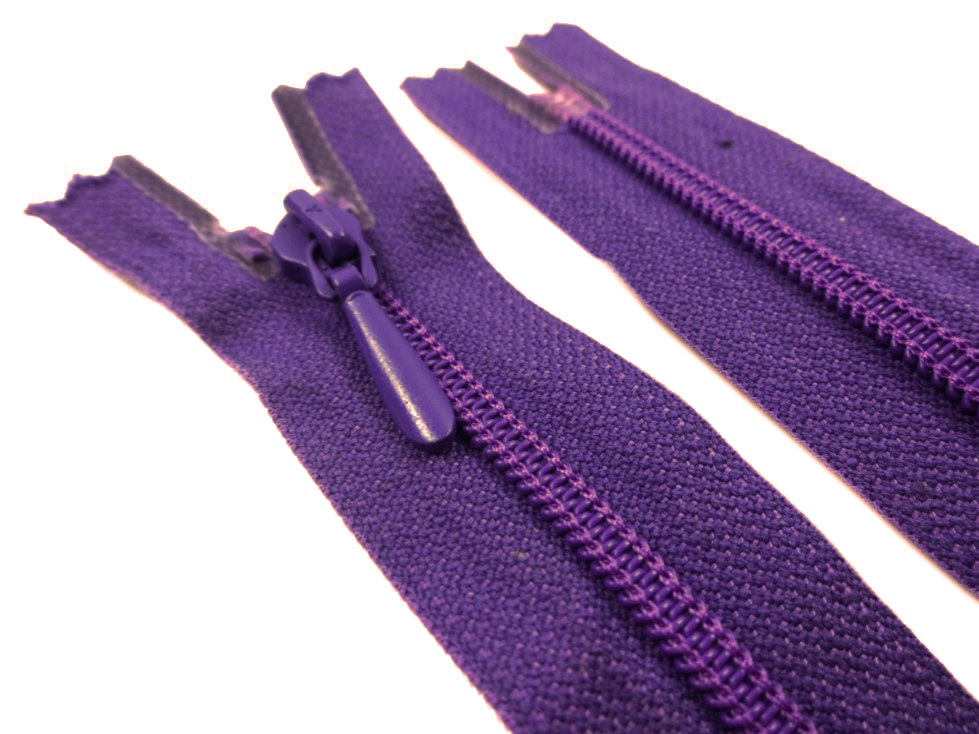 D105 Opti Coil Zipper 30 cm Closed End dark purple
