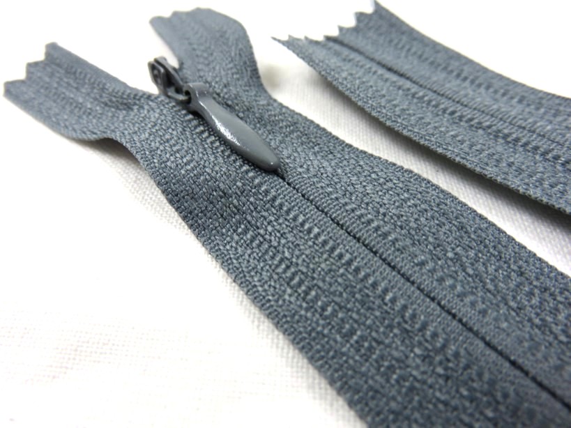 D206 Invisible Zipper 20 cm dark grey