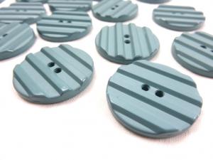 K001 Plastic Button 30 mm Stripe green